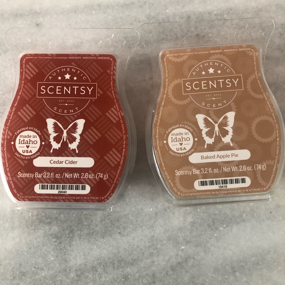 2 scentsy wax bars